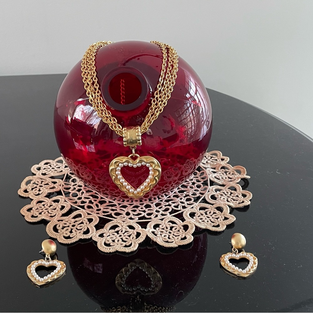 Vintage Heart necklace and earrings set